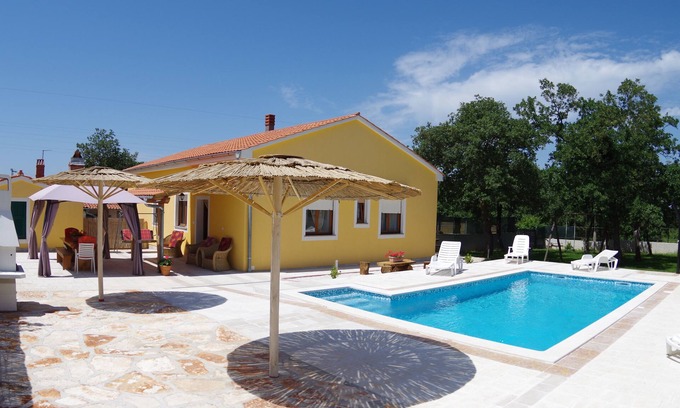 Vodnjan Casa | Casa de 4 habitaciones con piscina privada
