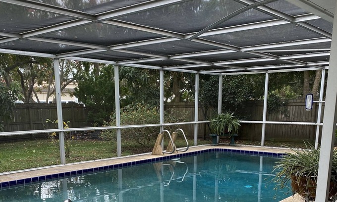 Lakeland Casa | 4 bedroom home away from home w/pool