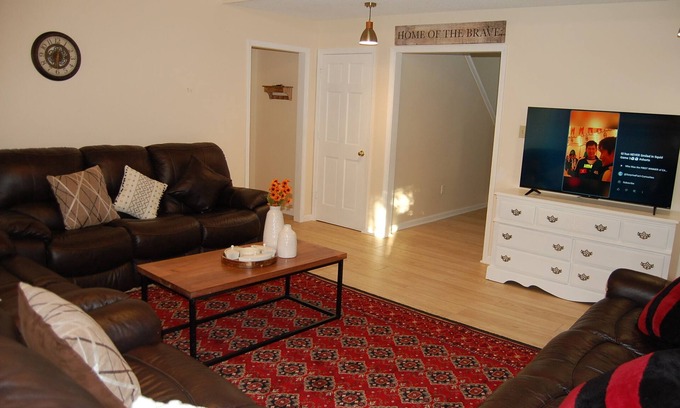 Cordova Casa | 4-Bedroom home in Cordova
