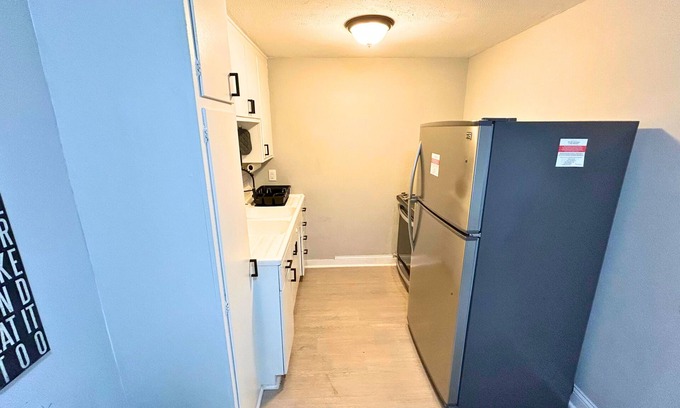 Johnstown Casa | 4-bedroom house in charming Johnstown with AC