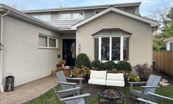 La Grange Casa | 4-bedroom house in fantastic La Grange with WiFi, fitness room