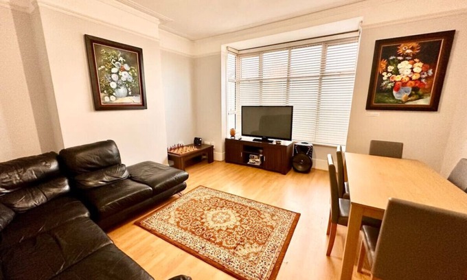 Ladywell Casa | 4 Bedroom house in SE4