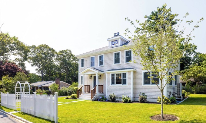 Tisbury Casa | 4-bedroom house in Tisbury for a relaxing getaway - newly renovated