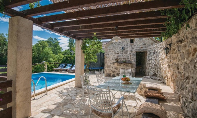 Zmijavci Casa | Preciosa casa de 4 dormitorios en.