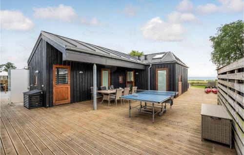 Grønninghoved Strand Casa | 4 Bedroom Lovely Home In Sjølund