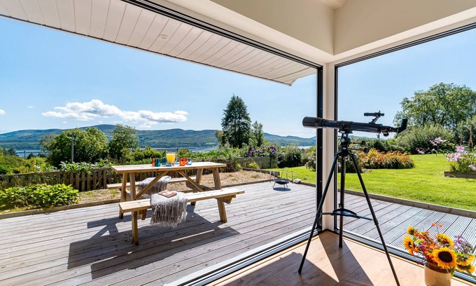 Templenoe Casa | 4 bedroom luxury home overlooking Kenmare Bay