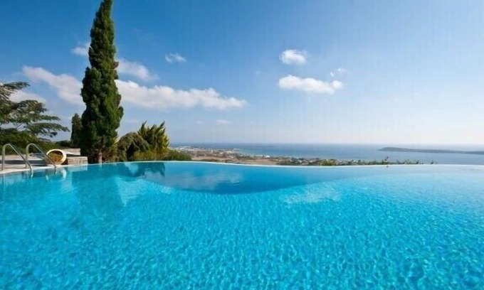 Drios Villa | Villa de lujo de 4 dormitorios con piscina y vistas increíbles al mar