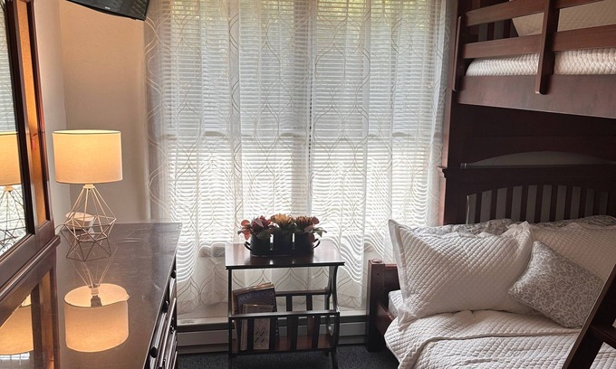 Hensonville Casa | 4-bedroom mountain getaway in the Catskills located just nearby Windham Mountain
