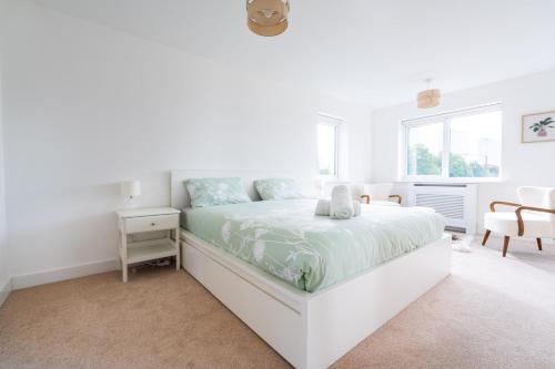 Manchester Casa | 4-bedroom New House Near City Centre