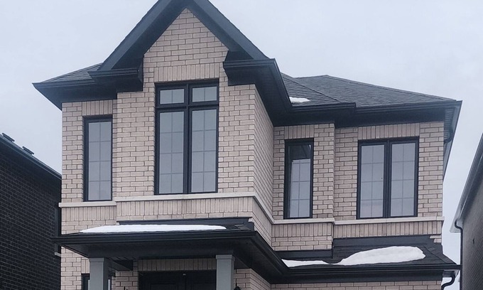 Pickering Casa | 4-bedroom newly built house in Pickering.