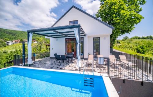Jastrebarsko Casa | 4 Bedroom Nice Home In Ivancici