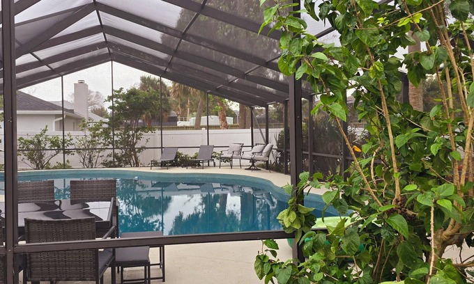 Deep Forest Village Casa | 4 bedroom pool house close to daytona beach