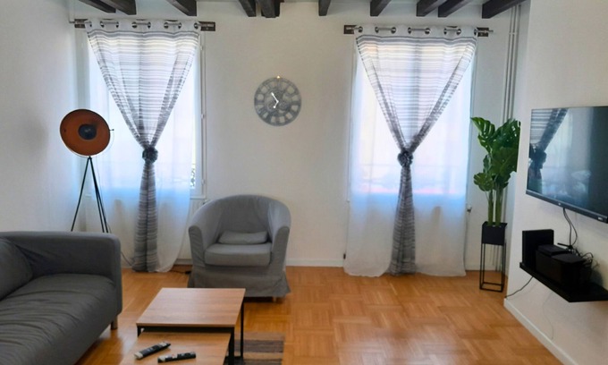 Cote Est Soquence Casa | 4 Bedroom Private vacation home in Le Havre