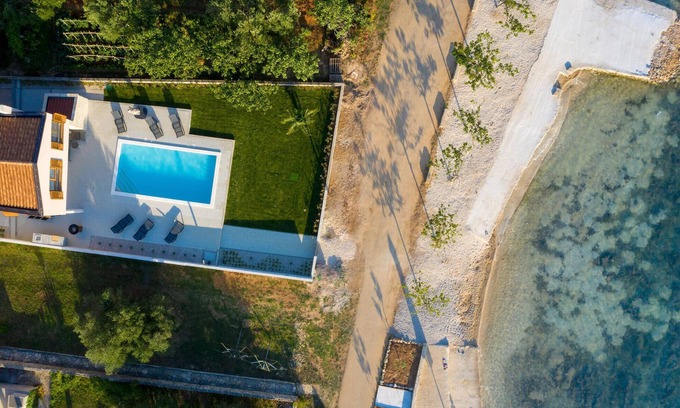 Turanj Casa | Impresionante casa de 4 dormitorios en.