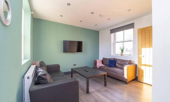 Kemptown Apartamento | 4 Bedroom town house 5mins walk to seafront SLEEP 16