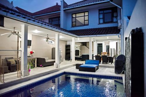 Kartika Plaza Villa | 4 BEDROOM VILLA KUTA REGENCY B10