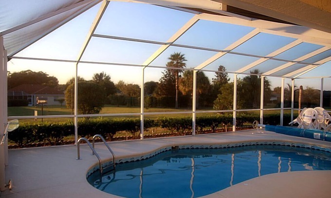 Inverness Villa | Villa de 4 dormitorios con piscina climatizada solar