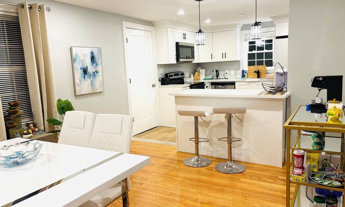 Abington Casa | 4-bedroom with big Patio @Abington, near Braintree, Weymouth, Brockton, Randolph