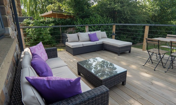 Broompark Apartamento | 4 Bedroomed Ground Floor Apartment with Hot Tub and Sauna