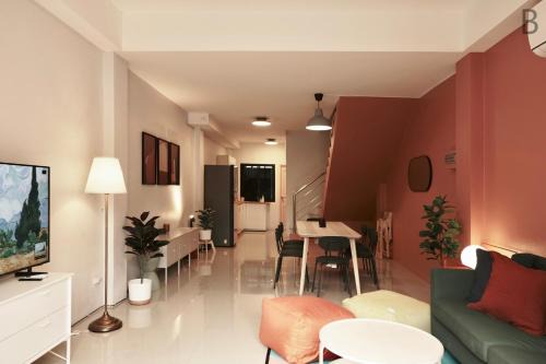 Chiang Rai Apartamento | 4 bedrooms, Private & Cozy house @ Walking Street