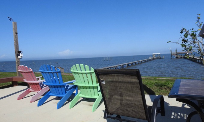 Theodore Casa | 4 BR 2 1/2 BA Home located on Mobile Bay, AL 36523