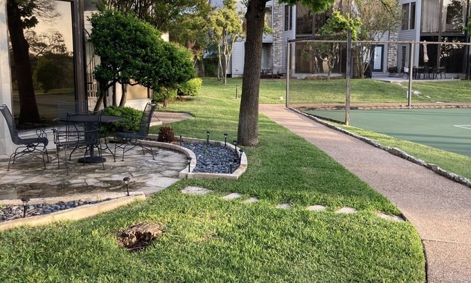 Lakeway Condominio | 4 br 4ba Lake Travis, Austin, Lakeway and the Hills area condo available.