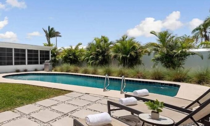 Venetian Way Casa | 4 BR, 5 Bed, 2 King, 2 Bath, Private Pool