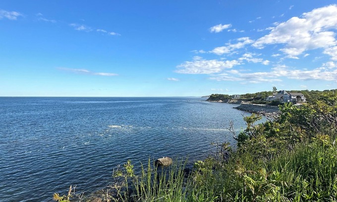 Cedar Bushes Casa | 4 br Cozy Family home with Pool . Near Whitehorse beach and downtown Plymouth.