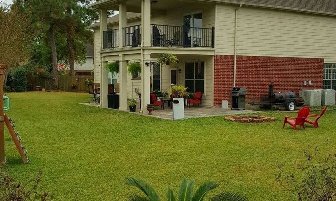 Northeast Houston Casa | 4 BR Casa grande a 15 minutos del centro de la ciudad