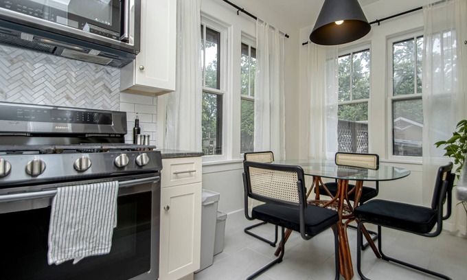 Little Rock Casa | ☀️ 4 BR Luxe Historic Villa est.1928 ☀️