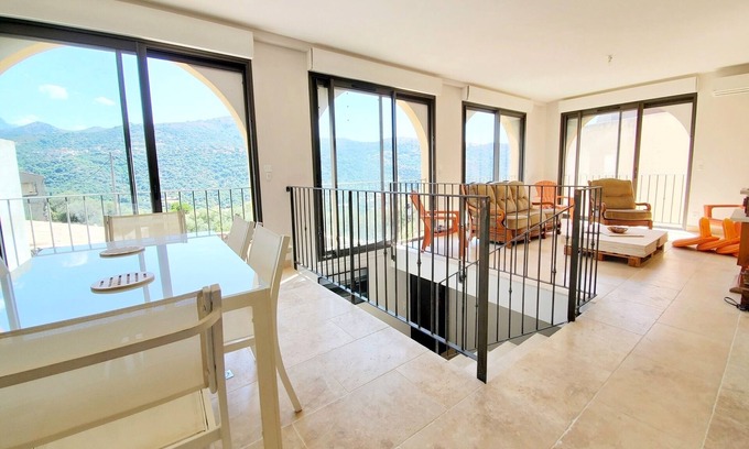 Aregno Apartamento | 4 Calme, Jardin, Plage 6kms