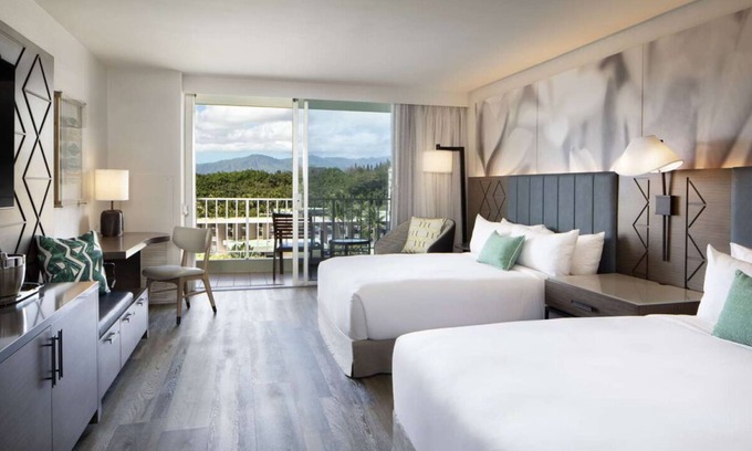 Lihue Hotel | 4 Comfortable Rooms w/ Ocean View! Steps Away from Kalapaki Beach! Outdoor Pool!
