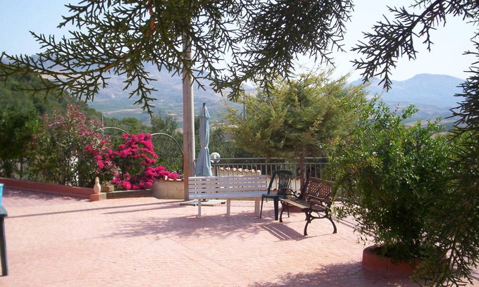 Sciacca Casa | Country House Angela con piscina en el jardín, no lejos del mar de Sciacca