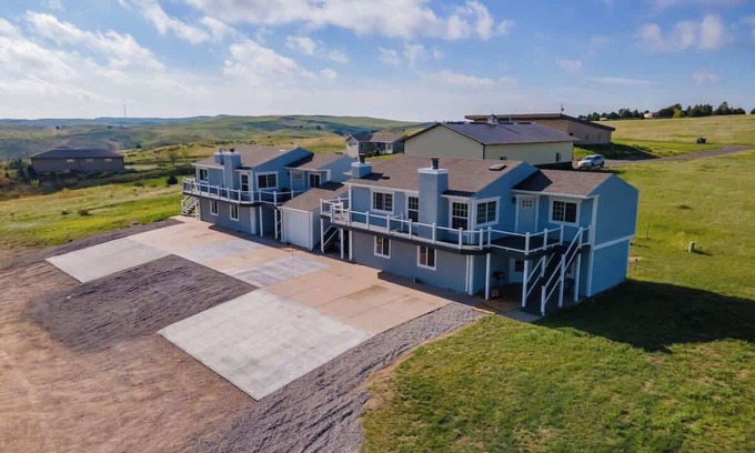Whitetail Condominio | 4 Furnished Condos, 12 Bed/8 Bath Great Lake Views