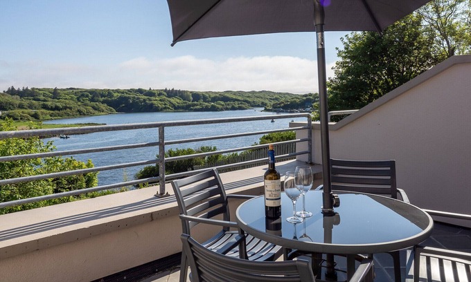 Clifden Apartamento | 4 Harbour Heights - Sea Views that Wow