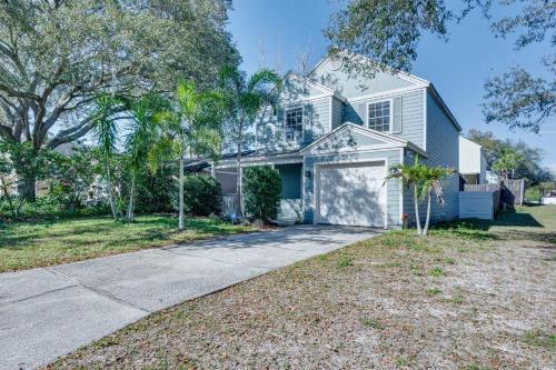 Temple Terrace Casa | 4 Mi to Busch Gardens Lovely Tampa Home!