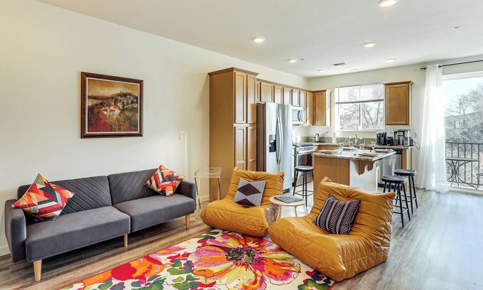Northeast Reno Casa | 4 Mi to Dtwn: Family-Friendly Townhome in Reno