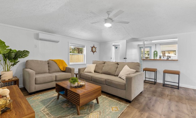 Rio Cabaña | 4 Mi to Dtwn: Jensen Beach Cottage