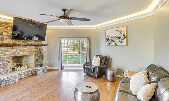 Tuscaloosa Casa | 4 Mi to Dtwn Tuscaloosa: Home w/ Cozy Den!