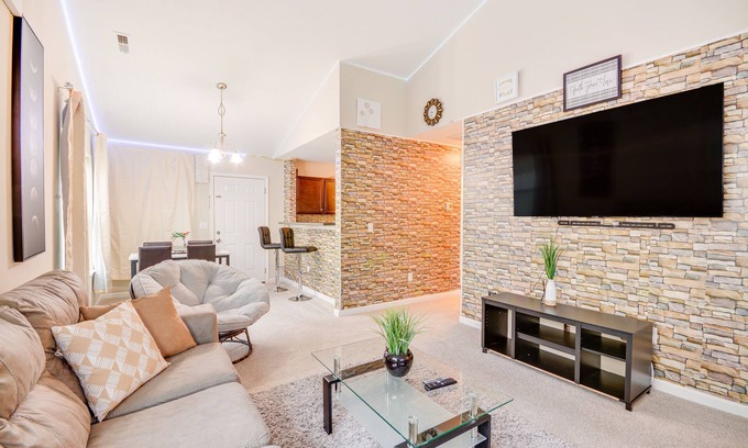 High Point Casa | 4 Mi to HPU: Pet-Friendly Home w/ Yard!
