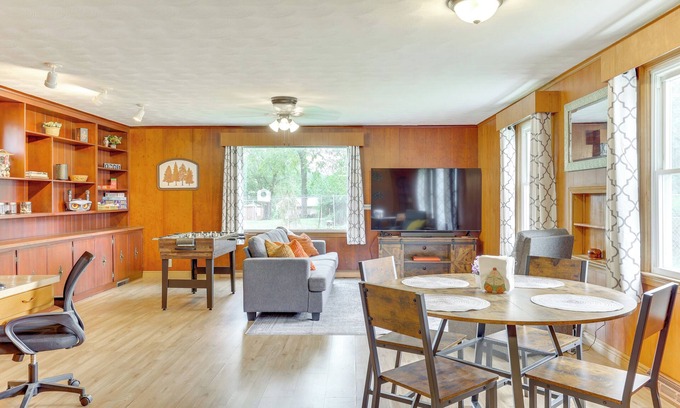 Zanesville Casa | 4 Mi to Main Street! Family Getaway in Zanesville
