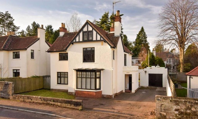 St. Andrews Casa | 4 Middleshade Road