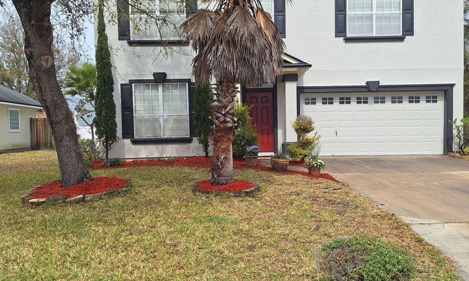 Golden Glades - The Woods Casa | 4 miles from beach! Class A neighborhood.