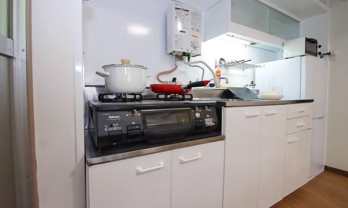 Showa Ward Apartamento | 4 minutes walk from the nearest station and 23 minutes to Nagoya station, which is in the middle of the city, making it easy to go from near to far for fun.