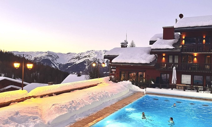 Plagne 1800 Apartamento | 4 people La Plagne 1800 Pool - Sauna - Tennis - Squash - South Balcony