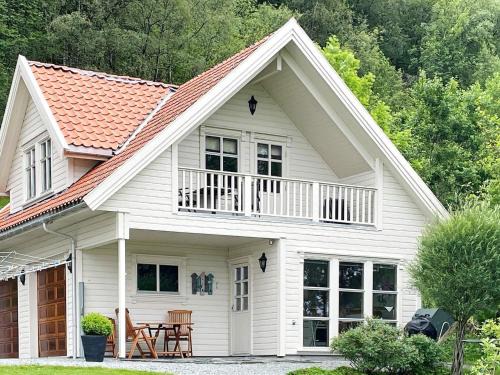 Bjørheimsbygda Casa | 4 person holiday home in Tau