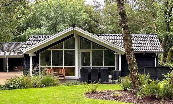Aabybro Casa | 4 person holiday home in Aabybro