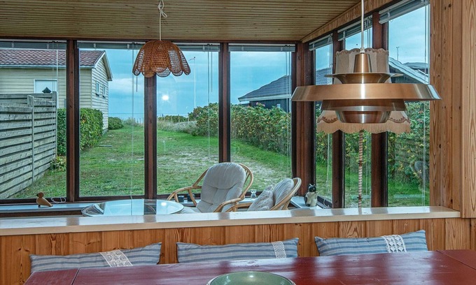 Hvidbjerg Strand Casa | Casa de vacaciones pintoresca en Jutlandia con terraza