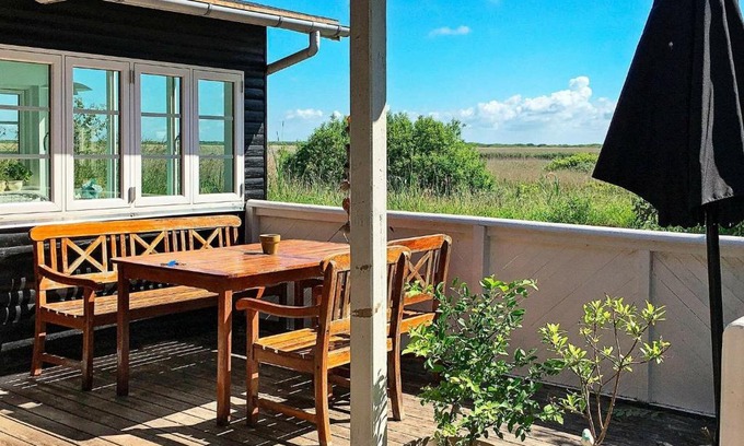 Lakolk Casa | 4 person holiday home in R m