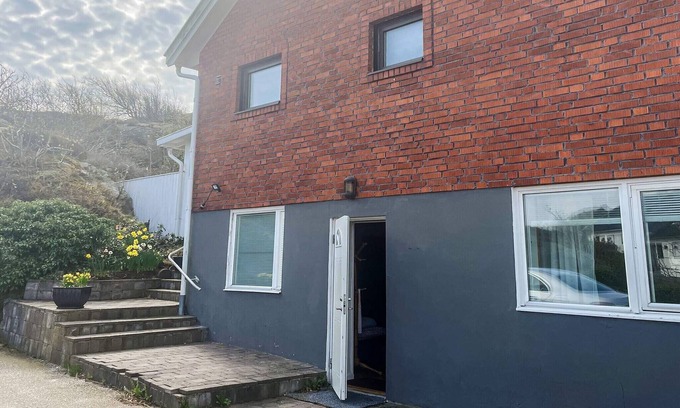Ronnang Casa | 4 person holiday home in Rönnäng